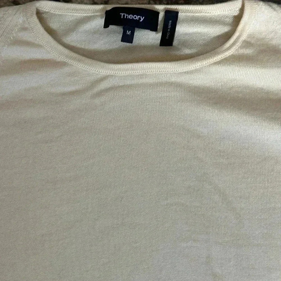 Theory Medium Cream Knit Tee Shirt Top - Picture 5 of 5